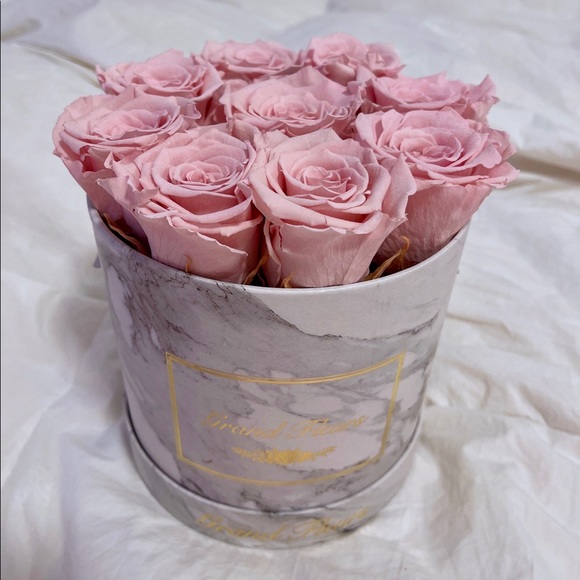 Other - Preserved Pink Roses in Grey Hatbox